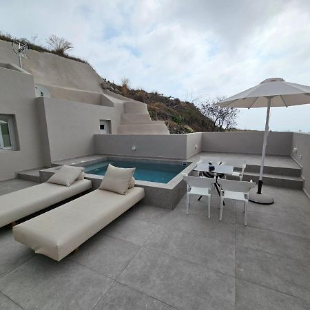 Petroma Cave Suites Vourvoulos Ngoại thất bức ảnh