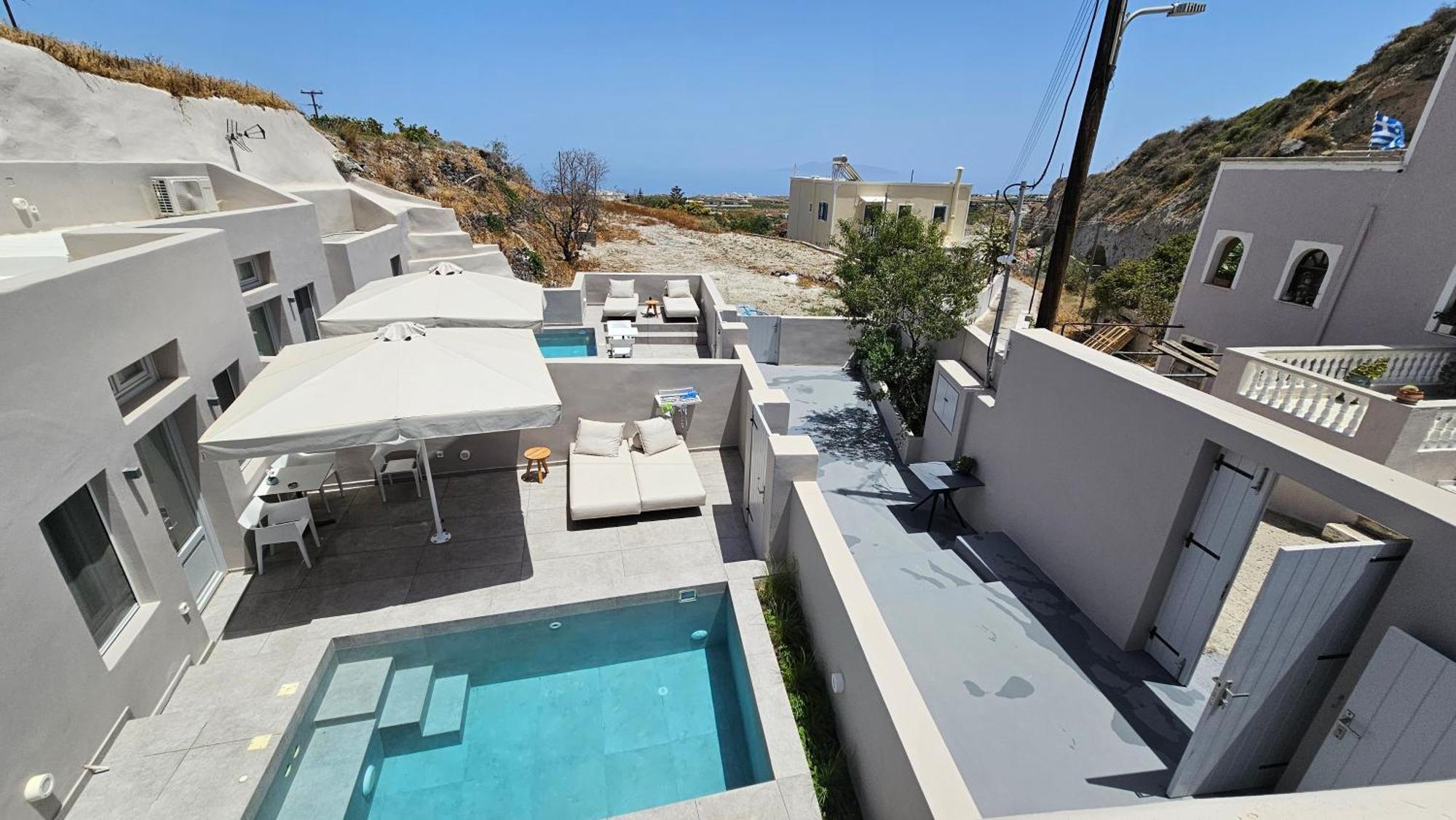Petroma Cave Suites Vourvoulos Ngoại thất bức ảnh