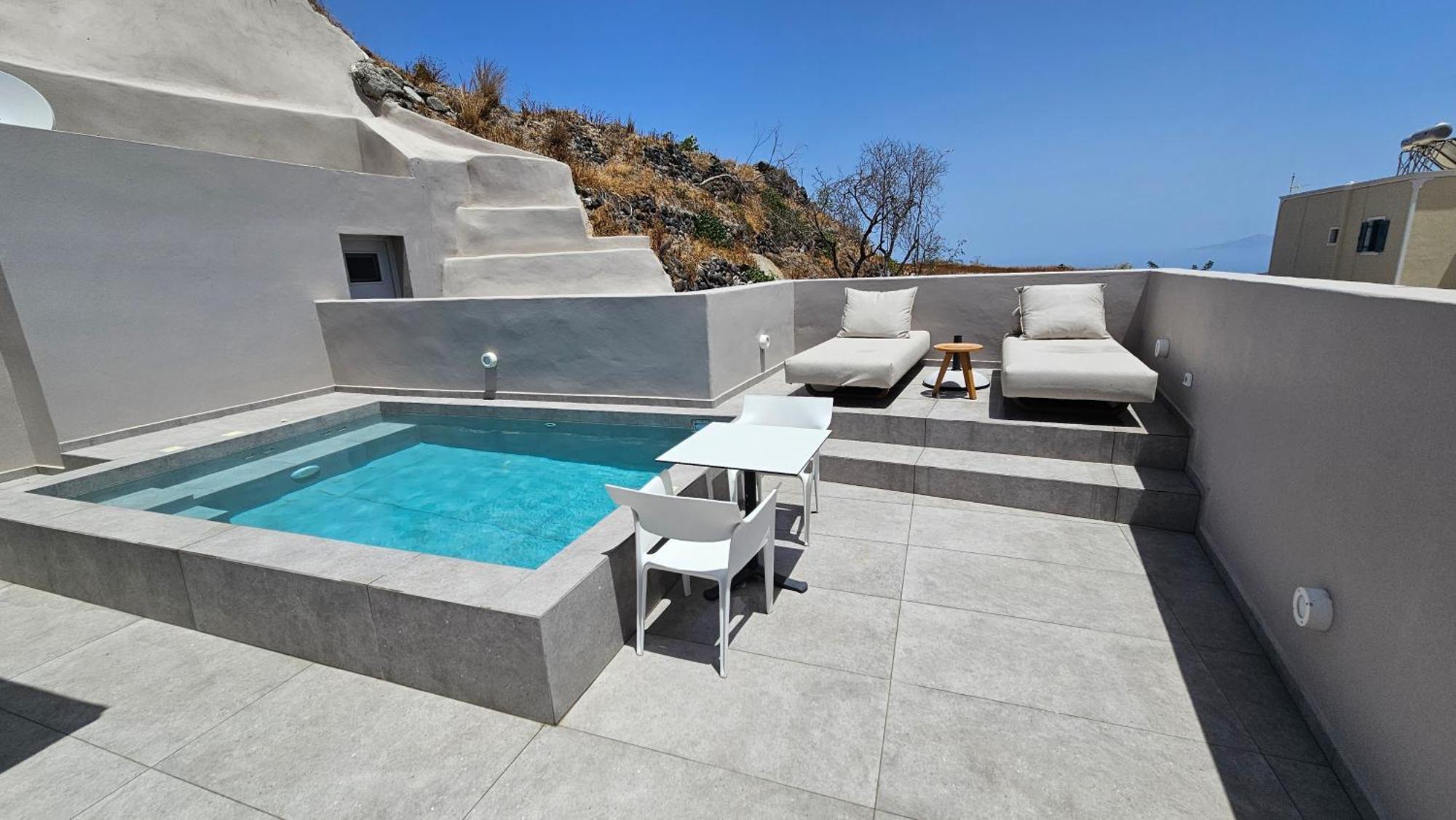 Petroma Cave Suites Vourvoulos Phòng bức ảnh